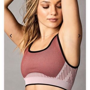 Fabletics seamless sports bra